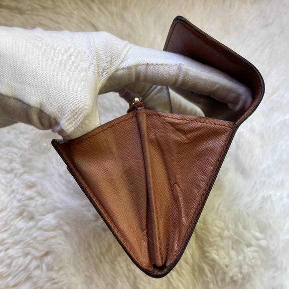 Louis Vuitton Monogram Wallet - Picture 8 of 16